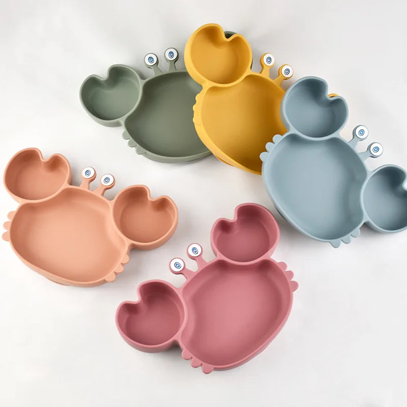 Prato Caranguejinho – Diversão com Patas e Cores à Mesa