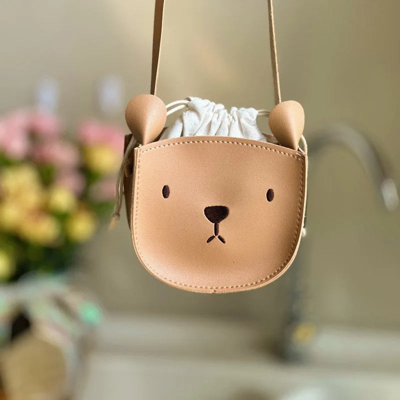 Carteira infantil Bear Bag – Um abraço em forma de bolsa