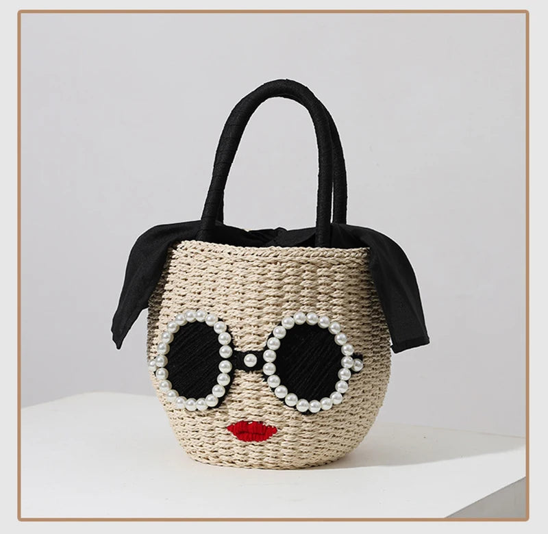 Bolsa de palha com rosto e óculos – estilo balde com detalhe em pérolas
