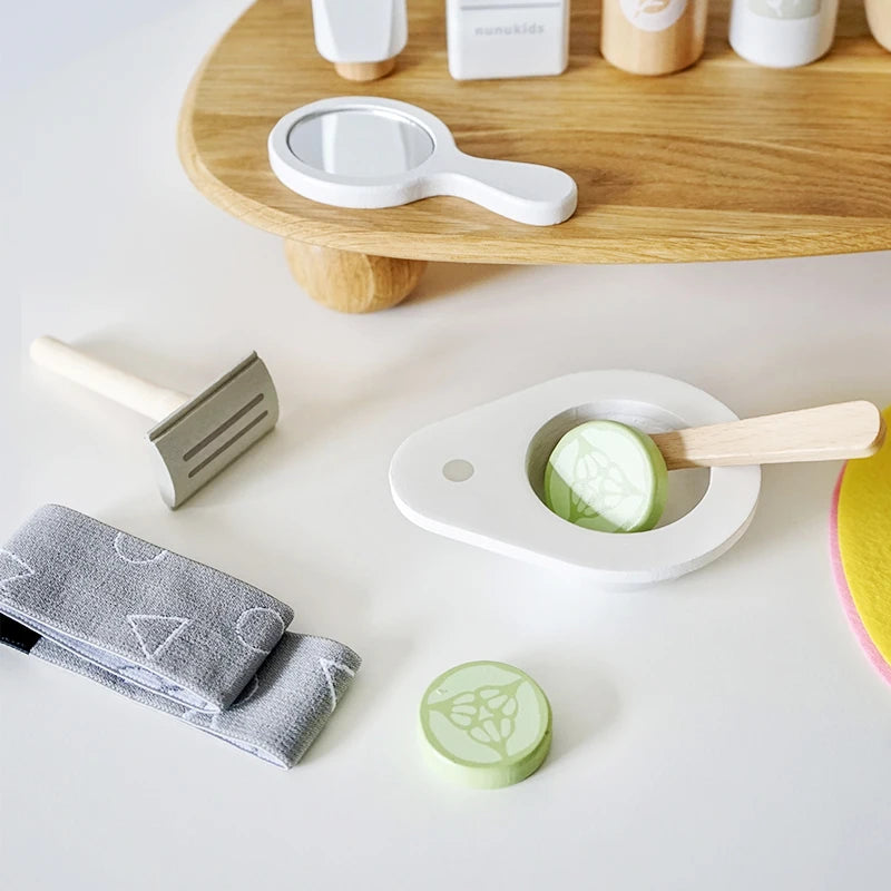 Kit de brincadeira em madeira – spa e maquilhagem com máscara facial