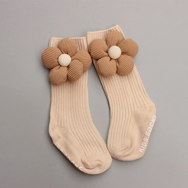 Conjunto flor de algodão – turbante + meias para bebé (0-12M)