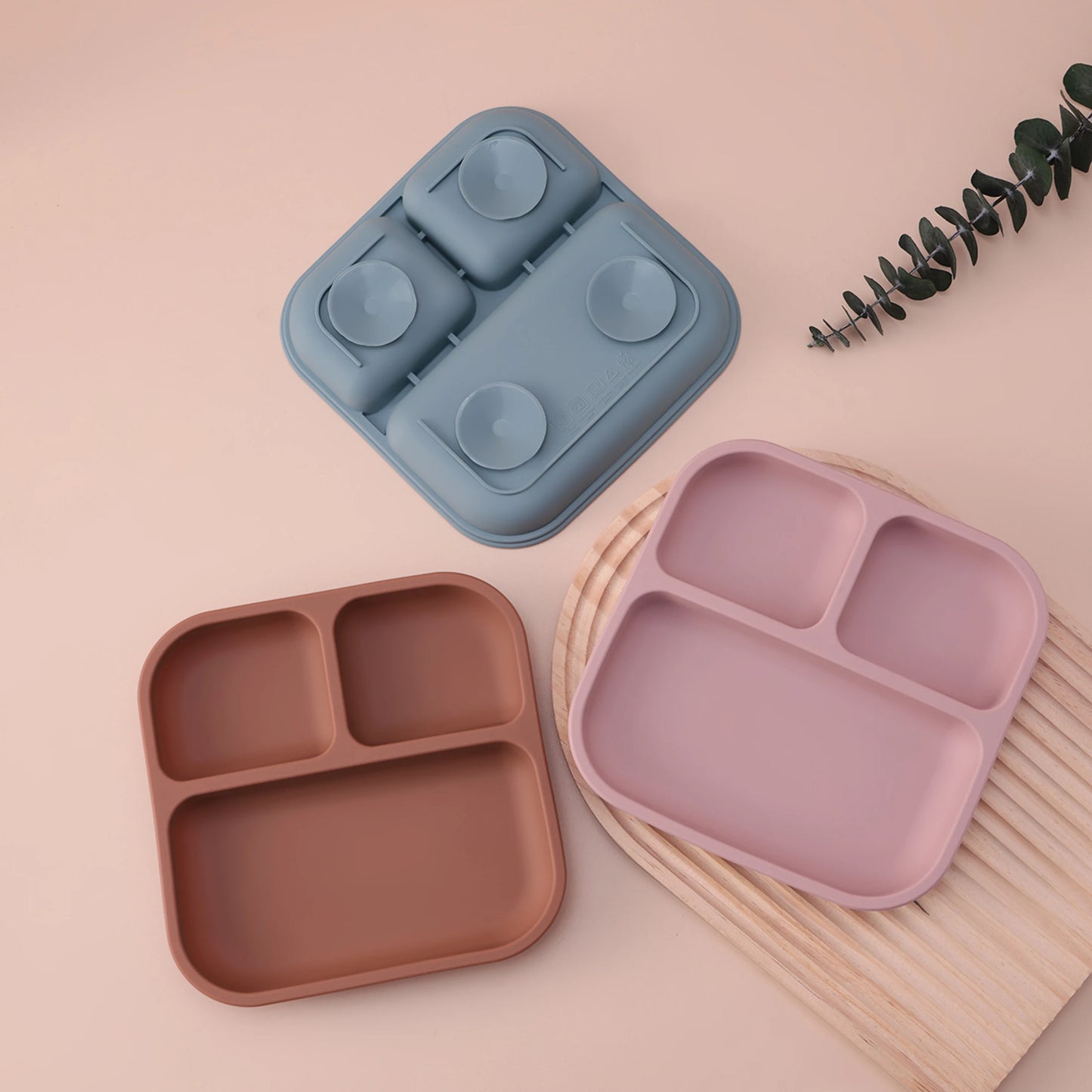Prato Infantil em Silicone com 3 Divisórias, Antiderrapante e Seguro para Bebés
