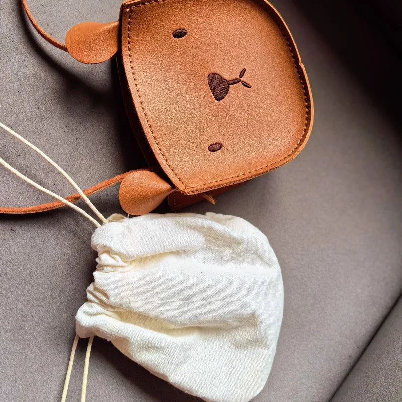 Carteira infantil Bear Bag – Um abraço em forma de bolsa