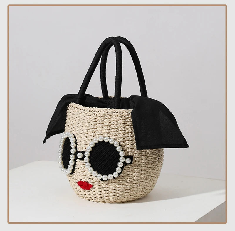 Bolsa de palha com rosto e óculos – estilo balde com detalhe em pérolas