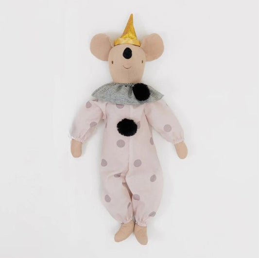 Zuca, A pequena artista
