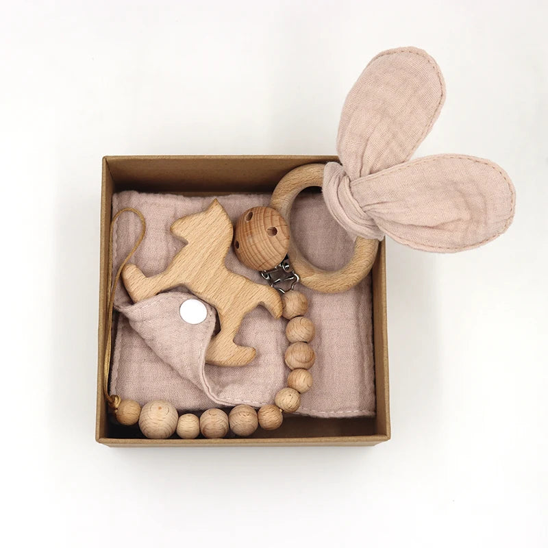 Conjunto de Presente - Mordedor, Toalha e Corrente para Chupeta