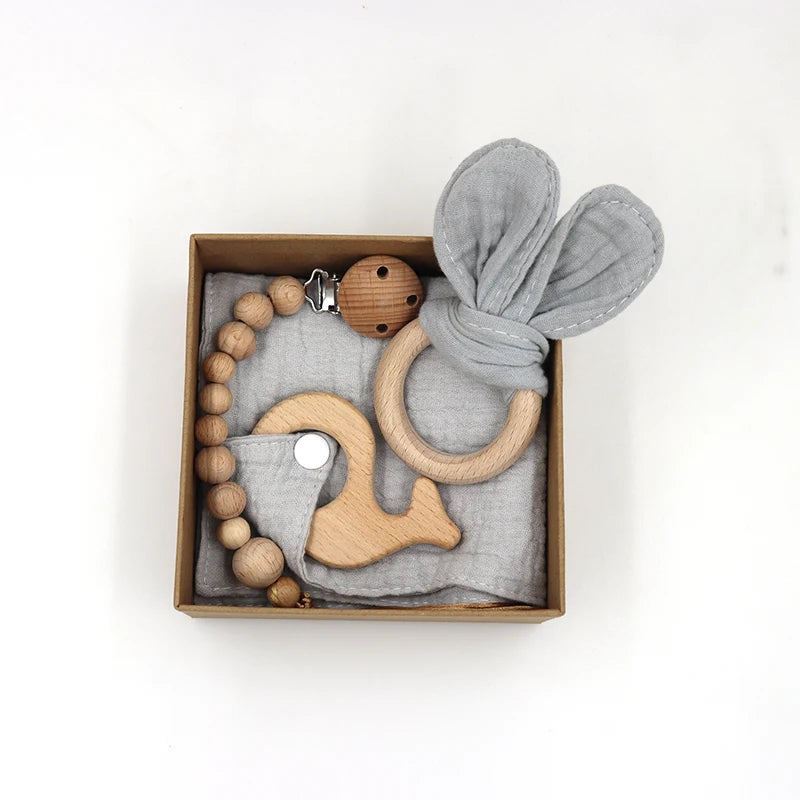 Conjunto de Presente - Mordedor, Toalha e Corrente para Chupeta