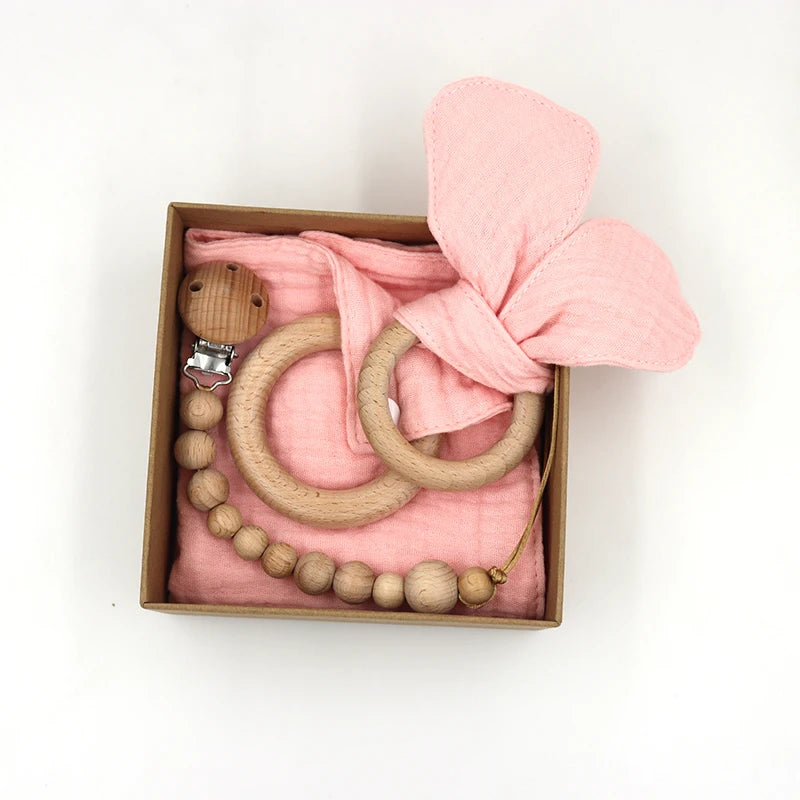 Conjunto de Presente - Mordedor, Toalha e Corrente para Chupeta