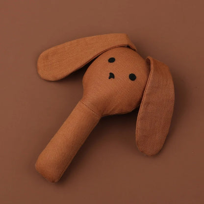 Chocalho de Coelho em Tecido - Companheiro Suave para os Primeiros Sons do Bebé