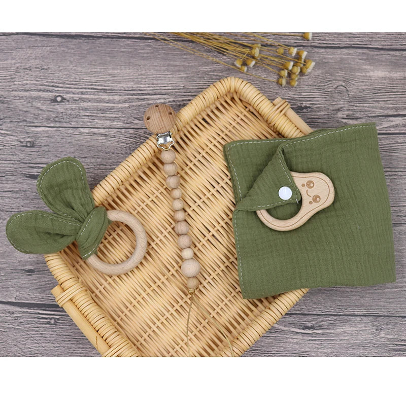 Conjunto de Presente - Mordedor, Toalha e Corrente para Chupeta