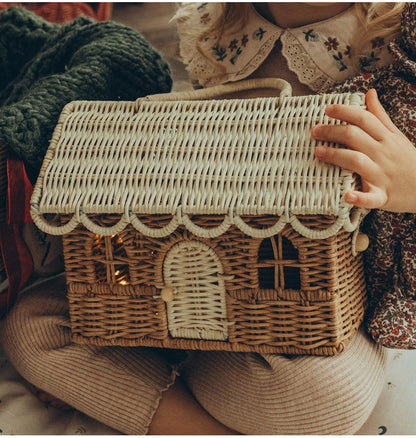 Casinha de Vime Mágica – Armazenamento e Imaginação num só lugar