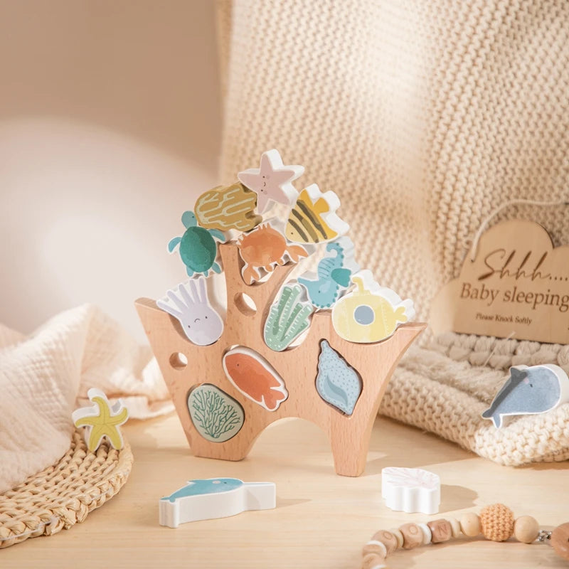 Jogo de empilhamento em madeira – Ocean Friends Montessori