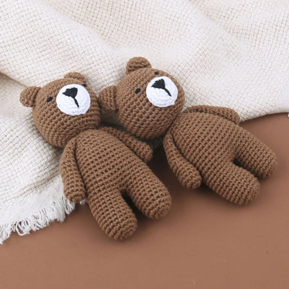 Ursinho Teddy em croché – Boneco artesanal para bebés