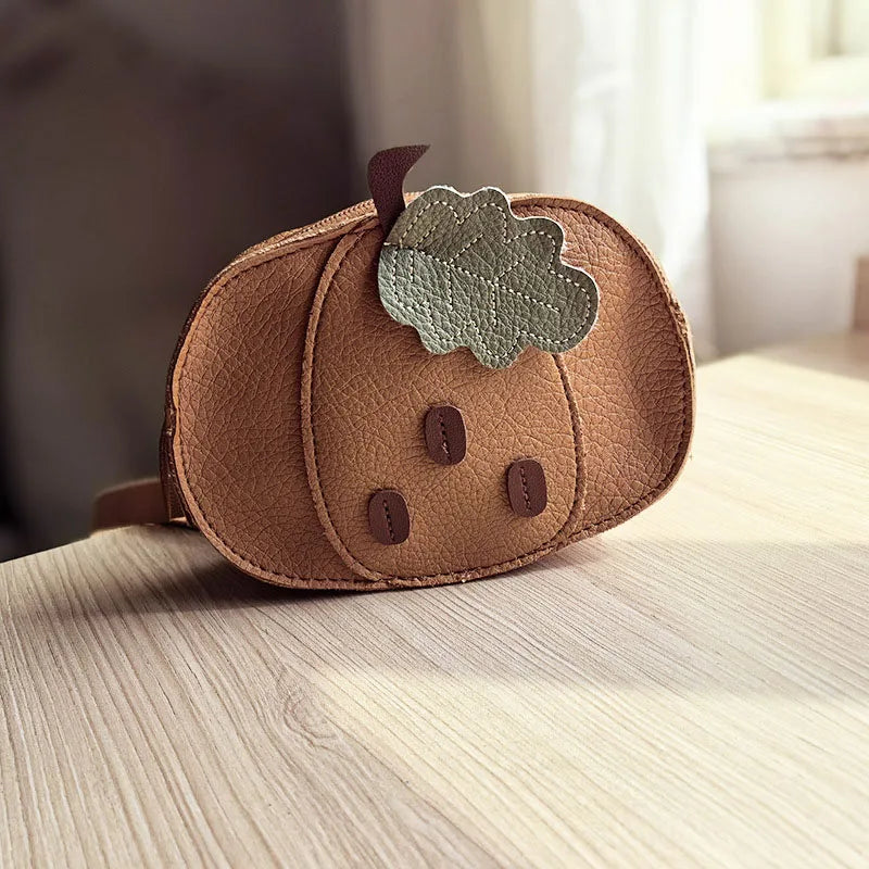 Mochila infantil em forma de abóbora e pêra – Estilo e doçura às costas