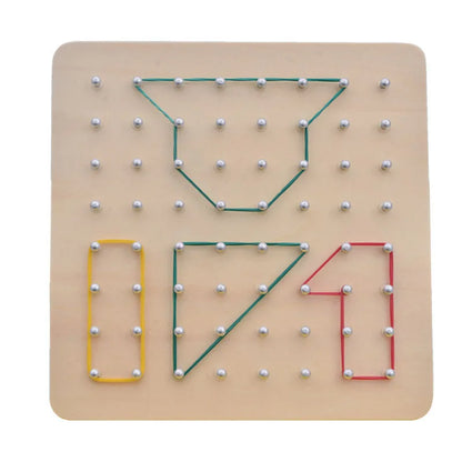 Wooden Geoboard Puzzle - Formas, padrões e criatividade sem limites